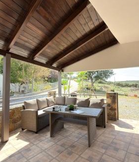 Moni Chrisoskalitissis House | Stone Cottage