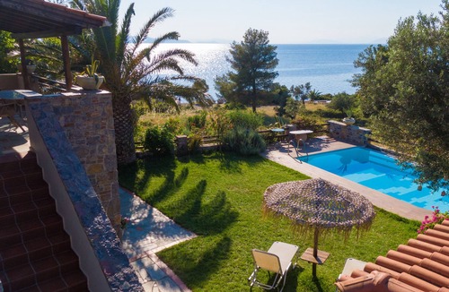 Paradise Beach Villa | Stone house with private pool near the sea!