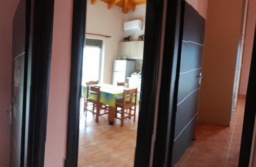 Alyki House | Stone Villa at Alyki Beach