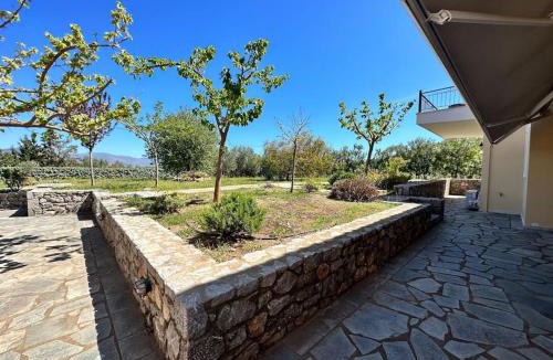 Galaxidi Villa | Stone Villa Maria