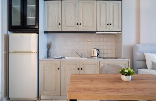 Agios Nikitas Apartment | Studio Apartment 'Sunset Triple 1' with Sea View, Wi-Fi and Air Conditioning
