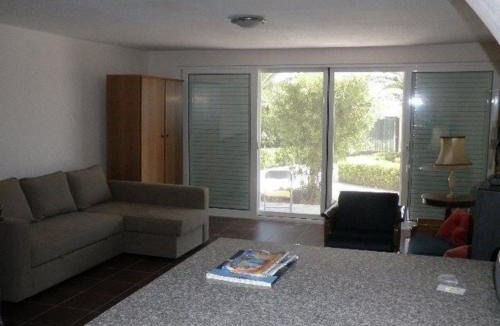 Eretria Apartment | Studio-Appartement in Magoula mit Grill und Garten