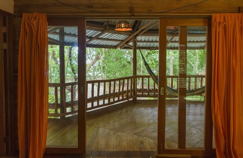 Cabuya Cabin | Stunning jungle Cabin Steps from the beach, great for families and couples