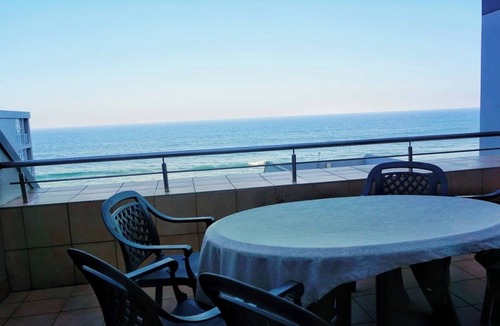 Bluff Apartment | Stunning Sea View 3BR Beach Apartment Perna Perna North Coast KZN