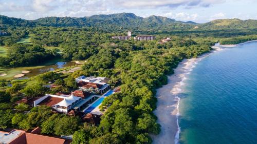 Cabo Velas House | Stunning Spacious Luxury Condo 5-Star Reserva Conchal - Carao