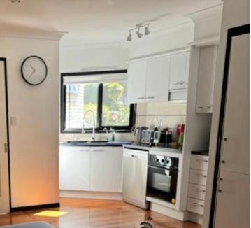 Wilston House | Stylish & Elegant 2BR Townhouse in Wilston, Brisbane
