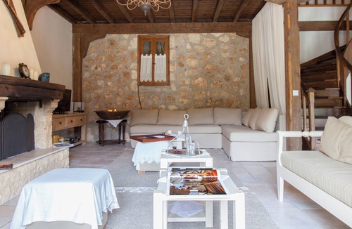 Lefkas Villa | Stylish Luxury Historic Mansion. Minutes From the Best Beaches on the Island!