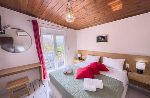 Elos Apartment | Suites Near Elafonisi