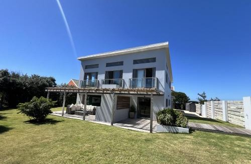 Cape Saint Francis House | Sunny Beach House