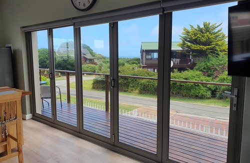 Brenton-on-Sea Apartment | Sunny Self-catering, private Loft, 900m from a BLUE flag Beach.