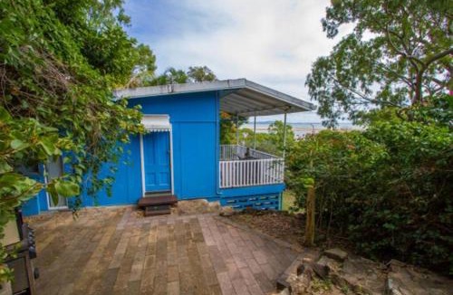 Seventeen Seventy House | Sunset Villa - Charming, Pet-Friendly Studio-Style Retreat with Fantastic View in Historic 1770