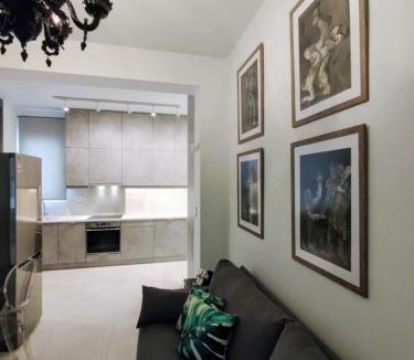 Ilisia Apartment | Superior Central Apartment sleeps up to 5