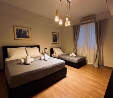 Karpenisi Apartment | Syntagma Artist Apartment 2BR 9G