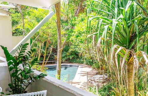 Sunshine Coast Apartment | Tea Trees 3 - relaxed coastal apartment, location!