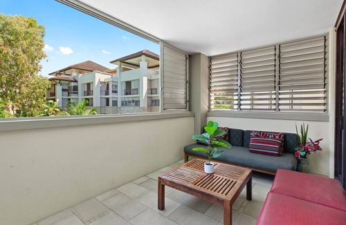 Palm Cove Apartment | Temple 304 - 2 bedroom apartment in luxury Palm Cove resort