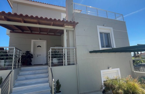 Eretria House | Terrific building with AC in charming Eretria, Greece