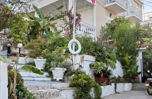 Agii Anargiri Condo | Thalassa, Return To Timeless Spetses