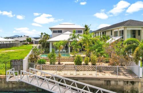 Trinity Park House | The Anchorage - Ultimate Waterfront Villa