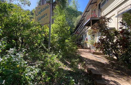 Arcadia Apartment | The Captain's Manor on Cook 9 - Compact, affordable and just minutes to Alma Bay