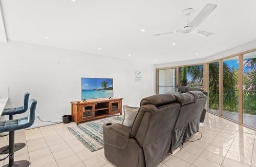 Airlie Beach Apartment | The Crabpot