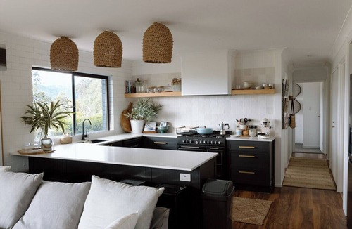 Kidaman Creek House | The Farm@KC - Luxe Farmstay With Breathtaking view