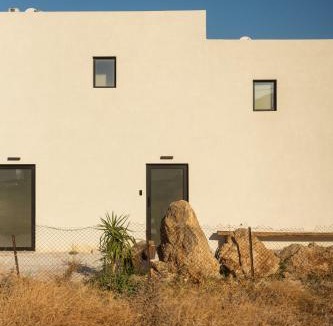Skiros House | Theta Skyros