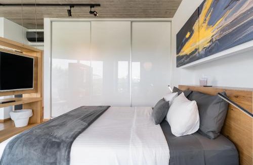 Thissio Apartment | The HostMaster Skyline Pool Oasis Penthouse
