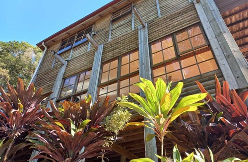 Doonan Villa | The Junglehouse Noosa Luxury Accommodation-spectacular views,15 mins to Hastings