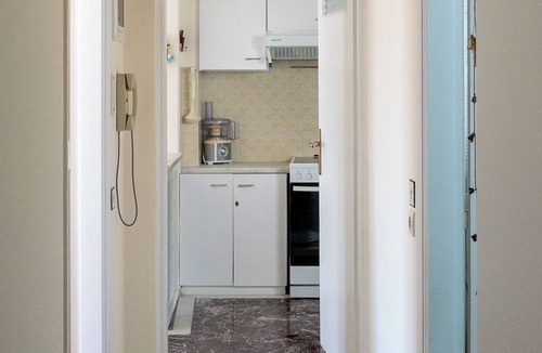 Thissio Apartment | The Observatory 2BR With Acropolis View