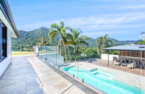 Redlynch Apartment | The Orchard House - Luxury Tropical Villa