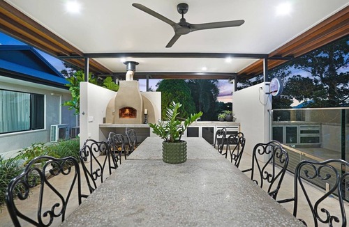 Redlynch Apartment | The Orchard House - Luxury Tropical Villa