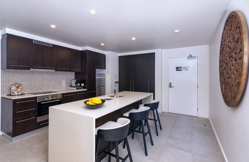 Craiglie Apartment | The Posh Penthouse With Stunning Rooftop Oasis* Free Parking And WIFI*