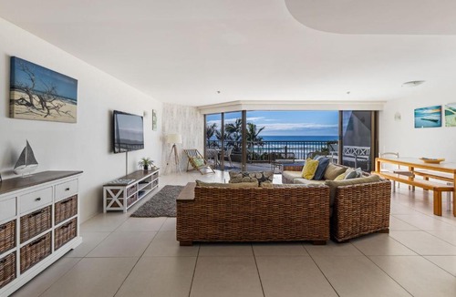 Currumbin Apartment | The Rocks Resort Unit 3C