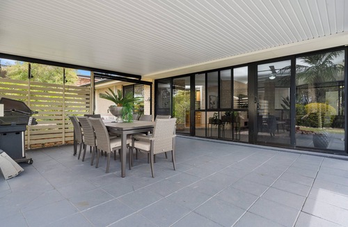 Sandstone Point House | The Serenity Shores House