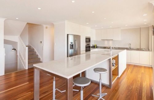 Coolum Beach House | The White House - Spectacular Ocean Views, Central Coolum & WiFi