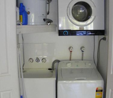 Yorkeys Knob Apartment | The York Beachfront Holiday Apartments