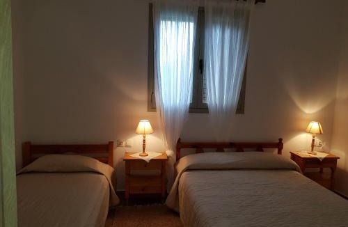 Skiros House | Theo's Vacation Home