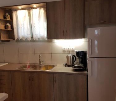 Skiros House | Theo's Vacation Home
