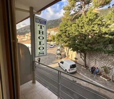 Delfoi Hotel | THOLOS HOTEL