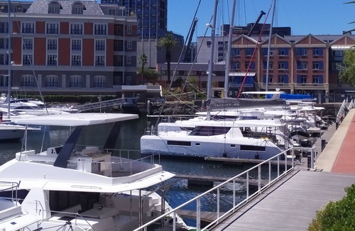 Victoria and Alfred Waterfront Apartment | Three Bedroom Apartment - fully furnished and equipped