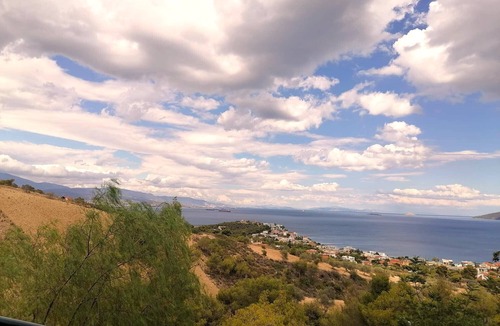 Katakali Villa | Τhree-storey maisonette with a wonderful view of the Saronic sea