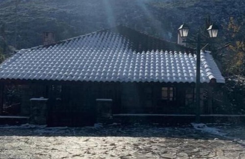 Kefalochori House | tnMARIOLATA STONE