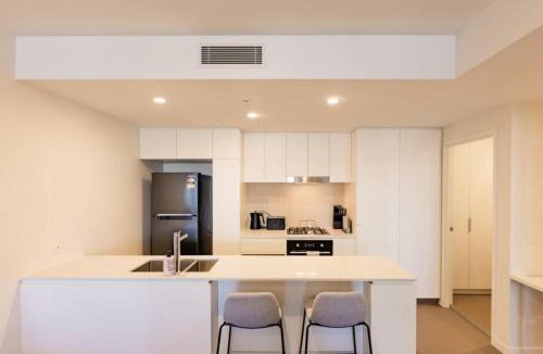 Toowong Apartment | Toowong Central Carpark and Wifi Great value 1BR Apt
