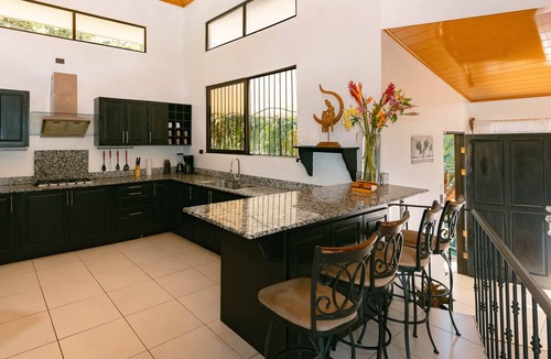 El Cerro House | Top spot with daily wildlife visit & nature Views