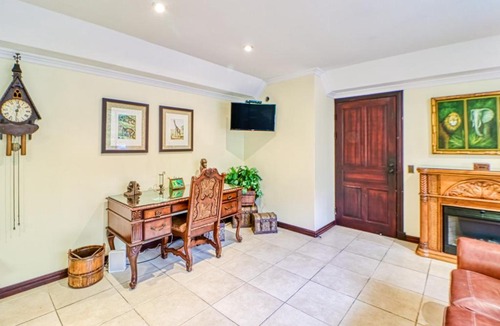 Escazu Apartment | Torres Colina