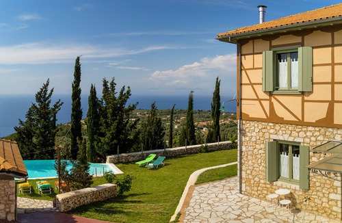 Tsoukaladhes Villa | Traditional Ecovilla, Private Pool, Stunning Sea Views, 5 Min From Best Beaches