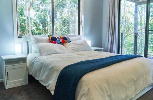 Maleny Apartment | Treetops Haven