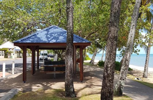 Trinity Beach Apartment | Trinity Beach House