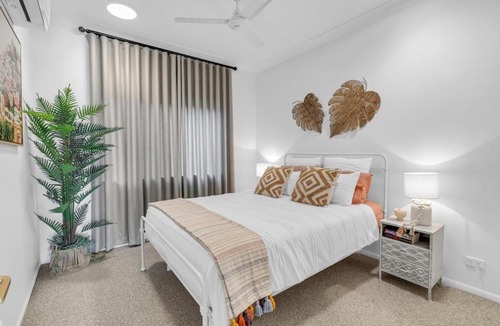 Trinity Beach Apartment | Trinity Beach Tropical Hideaway