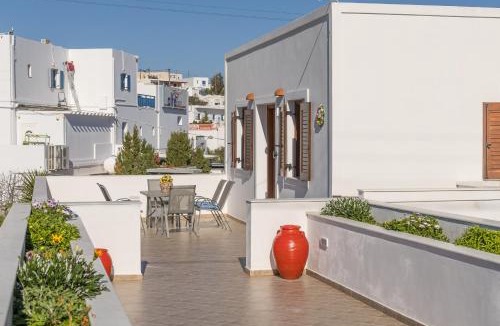 Milos House | Triovasalos House
